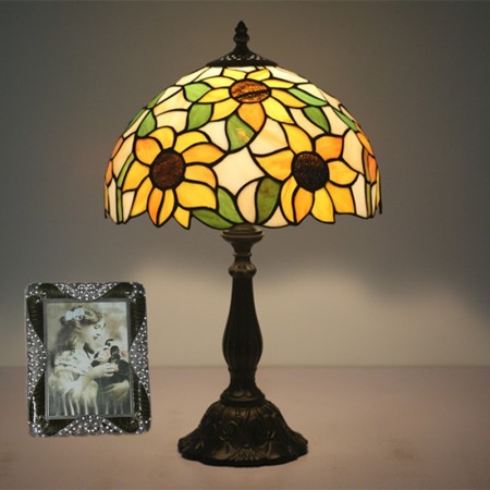 12 Inch European Stained Glass Sunflower Style Table Lamp