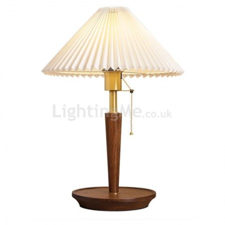 European Retro Pleated Table lamp With Wood Base Pull Chain Switch