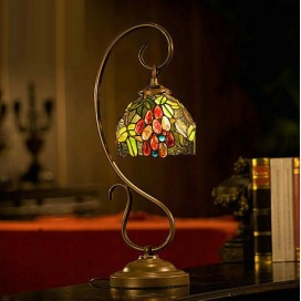 7 Inch Retro Stained Glass Table Lamp